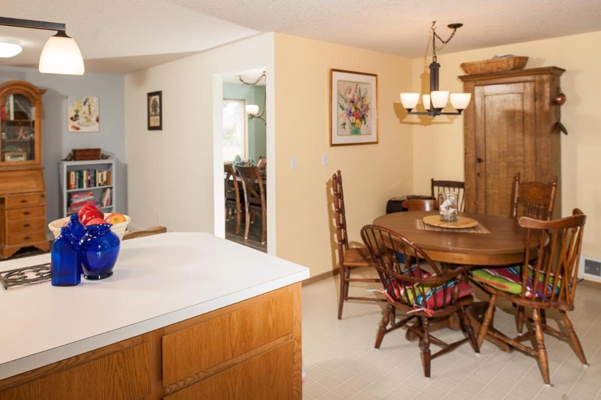 Family Tides In Seaside Villa Екстериор снимка