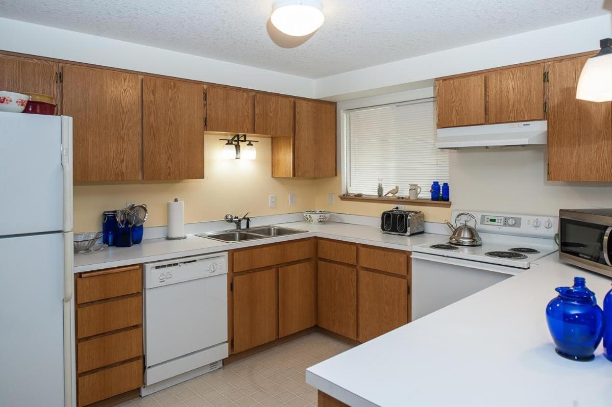 Family Tides In Seaside Villa Екстериор снимка
